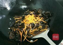 炒黑木耳的做法图解2