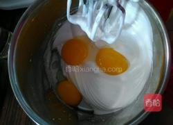 不消泡可可海绵蛋糕的做法图解4