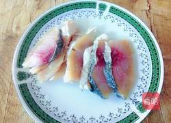 咸鱼蒸豆腐的做法图解2