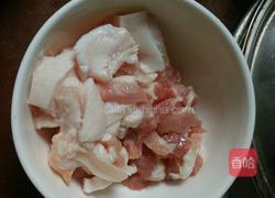 胡萝卜土豆烧肉的做法图解3