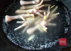尖椒炒鸡爪的做法图解3