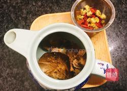 罗汉果菊花茶的做法图解3