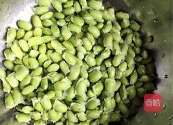 青豆虾仁的做法图解3