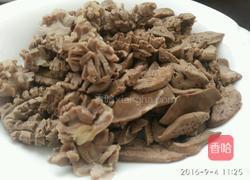 辣椒炒鸡杂的做法图解1