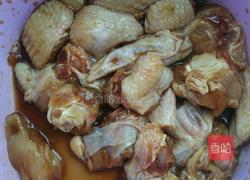 青椒炒鸡的做法图解1