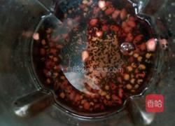 黑芝麻花生豆浆的做法图解3