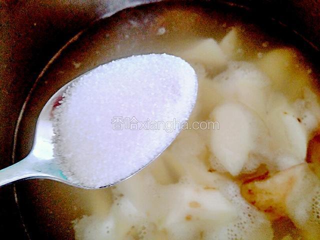 加八克盐，盖上锅盖，再压五分钟