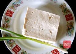 豆腐圆子的做法图解1