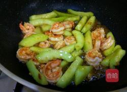 香瓜炒虾球的做法图解11
