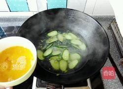 老黄瓜鸡蛋汤的做法图解6