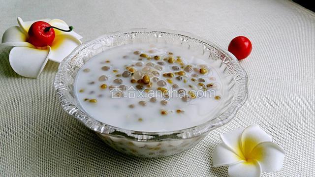 绿豆椰汁西米露