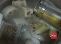 高壓鍋蓮藕排骨湯的做法圖解6