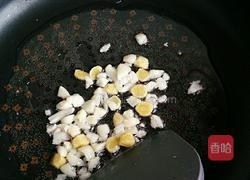 鸡腿肉焖饭的做法图解4