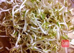 豆芽炒豆泡的做法图解1