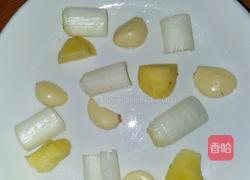 泡椒鱼头的做法图解3