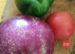 茄子拌面的做法图解1