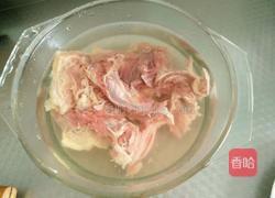 驴肉蒸饺的做法图解1