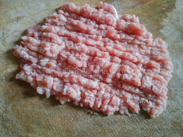 肉剁成肉馅
