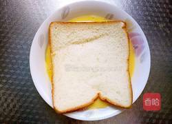 鸡蛋吐司片的做法图解2