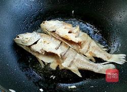 家常干烧黄花鱼的做法图解5