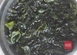 蒜拌螺旋藻的做法图解1