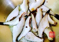 红烧剥皮鱼的做法图解5