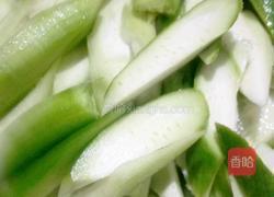 丝瓜烤鸭的做法图解1