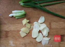 清炖武昌鱼的做法图解2