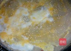 鸡蛋灌饼的做法图解1