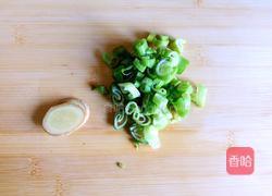 五花肉辣白菜汤的做法图解4