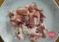 土豆炖五花肉的做法图解2