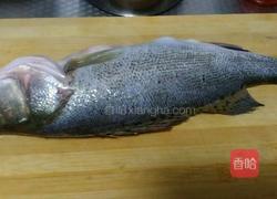 家常烧鱼的做法图解1