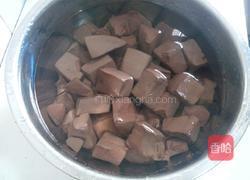 韭菜猪红的做法图解2