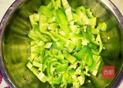 菜椒炒豆腐的做法图解3
