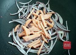 火腿炒洋葱的做法图解4