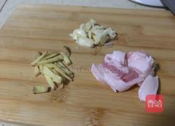 土豆焖肉的做法图解2