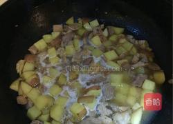 土豆焖肉的做法图解10
