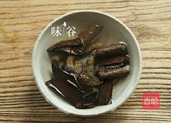 杜仲巴戟猪腰汤的做法图解5