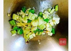 青椒炒山药的做法图解4