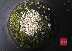 马齿苋绿豆薏仁汤的做法图解4
