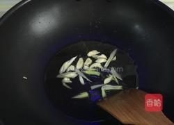 黄瓜炒虾仁的做法图解3