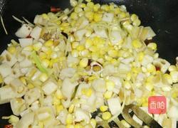 香葱玉米藕丁的做法图解2