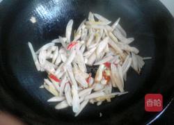 泡椒炒藕带的做法图解5