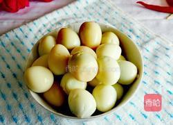 鹌鹑蛋拌豆腐的做法图解2