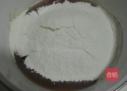莲蓉蛋黄月饼的做法图解4