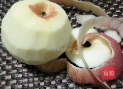 苹果银耳羹的做法图解1