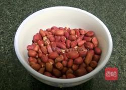 花生炖猪蹄的做法图解2