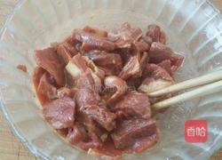 炒嫩牛肉的做法图解4