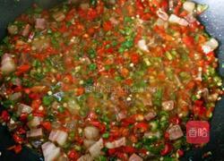 易门野生干巴菌炒饭的做法图解5