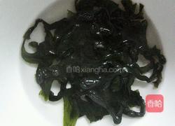 螺旋藻肉丸汤的做法图解2